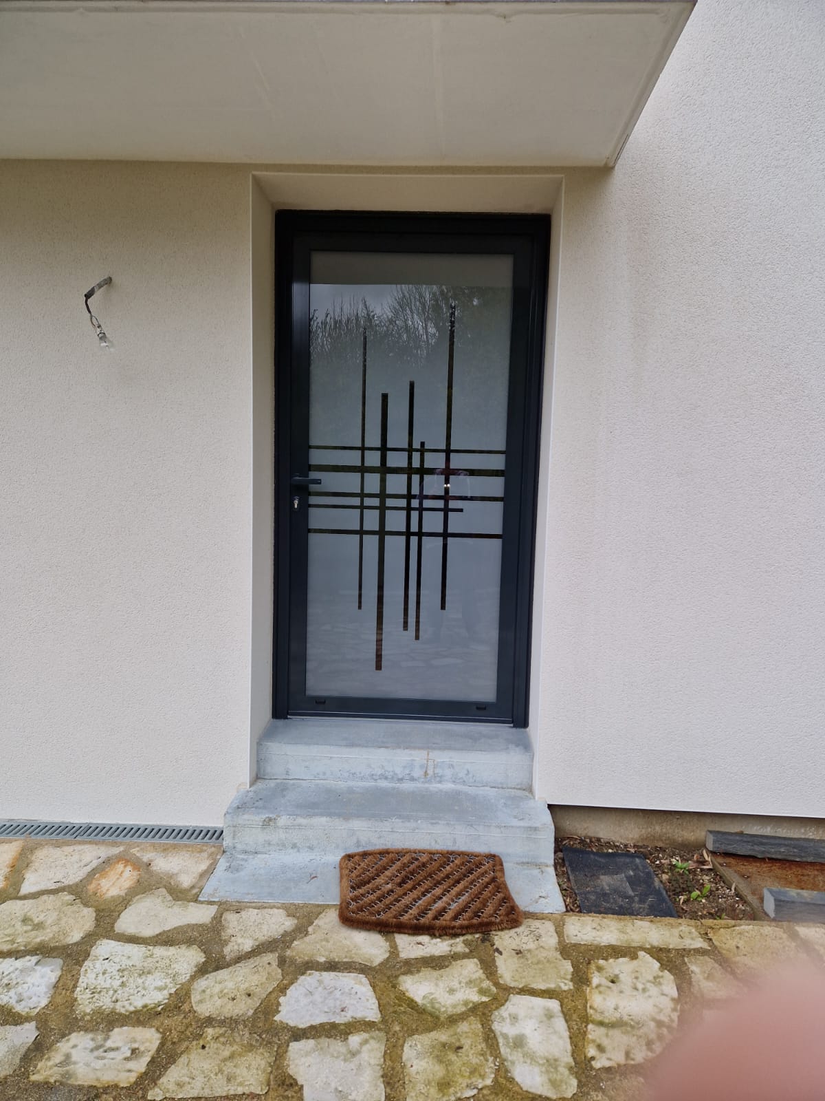 Porte d'entrée en aluminium, léger et résistant et le verre